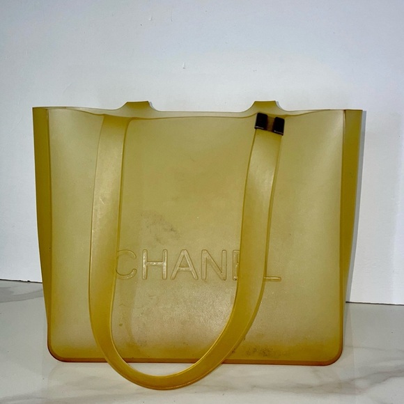 Authentic CHANEL Tote Bag rubber Yellow COCO Logo. Small tear on one handle: COA - Picture 2 of 16